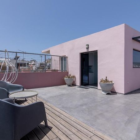 Apartment With Terrace In Pireusz Kültér fotó