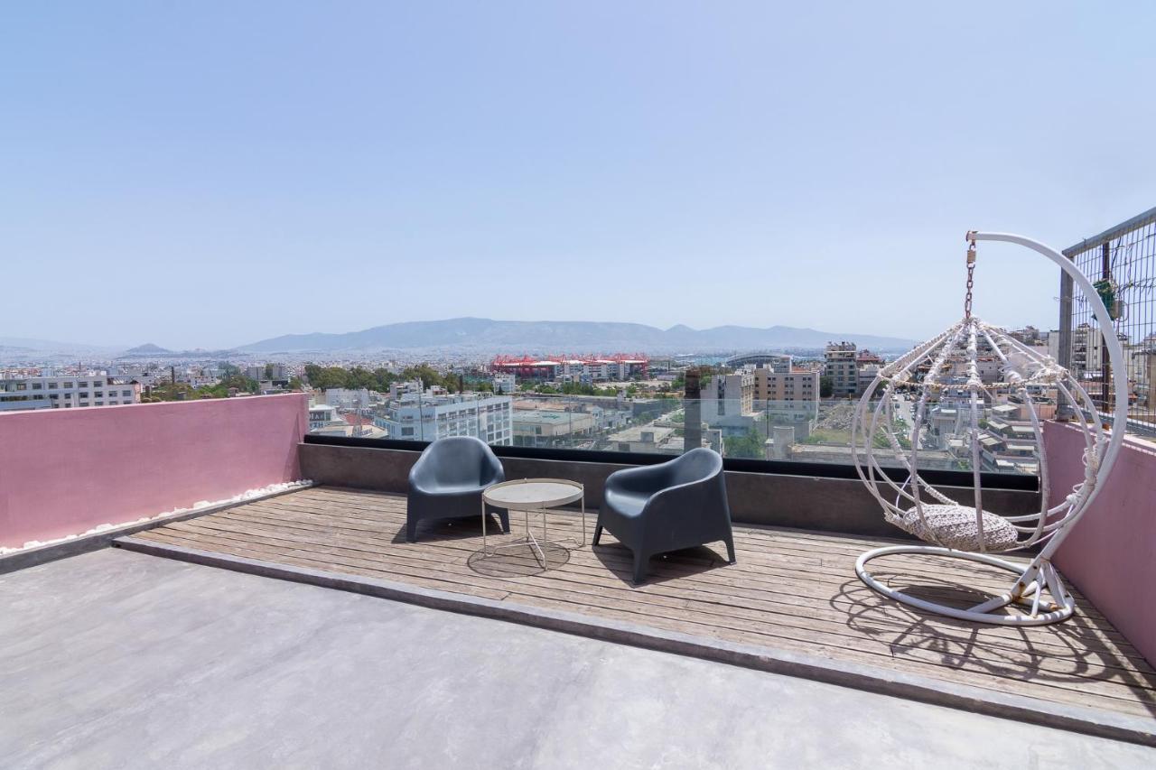 Apartment With Terrace In Pireusz Kültér fotó